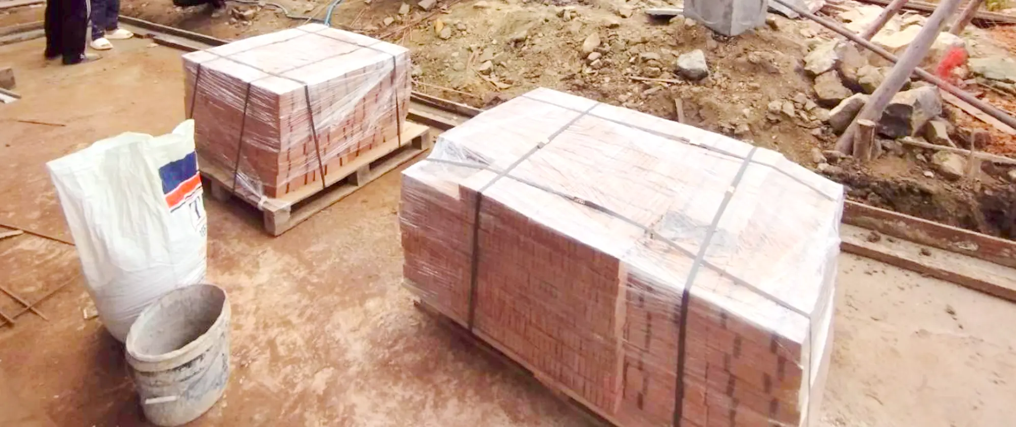 กระเบื้องดินเผา ลายธรรมชาติ ภาพการขนส่งสินค้า วันที่ 14 ธ.ค. 2568